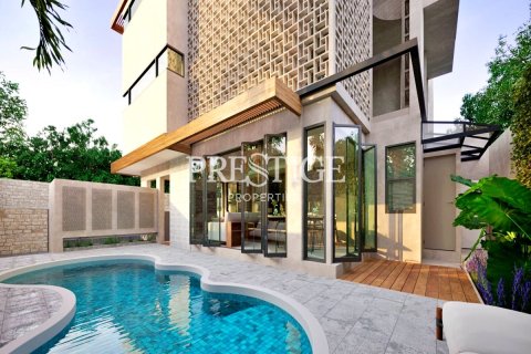 House in Pattaya, Thailand 4 bedrooms № 198507