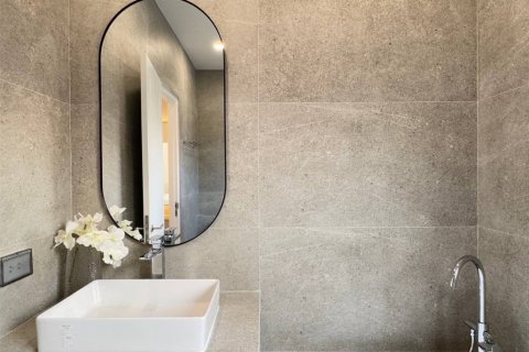 Townhouse in Watthana, Bangkok, Thailand 4 bedrooms № 134401 - photo 15