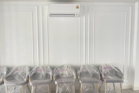 Townhouse in Watthana, Bangkok, Thailand 4 bedrooms № 134401 - photo 7