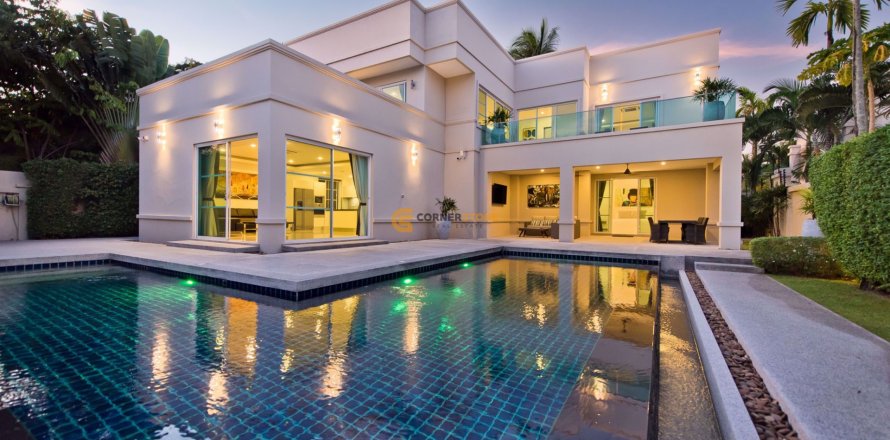 Studio in Pattaya, Thailand № 134399