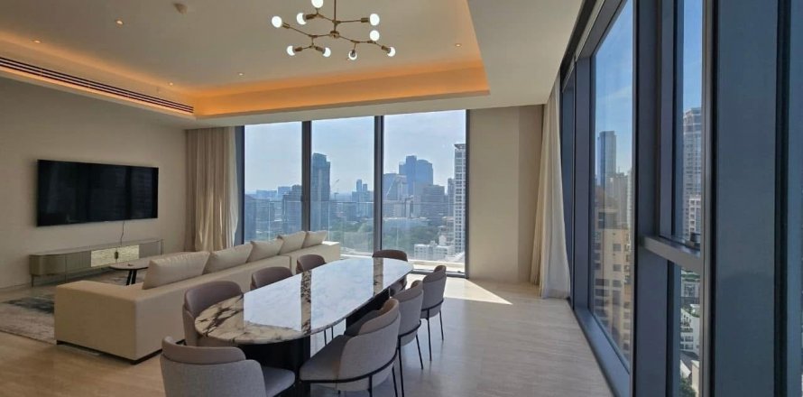 Кондоминиум с 3 спальнями в Патхум Ване, Бангкок, Таиланд № 134400