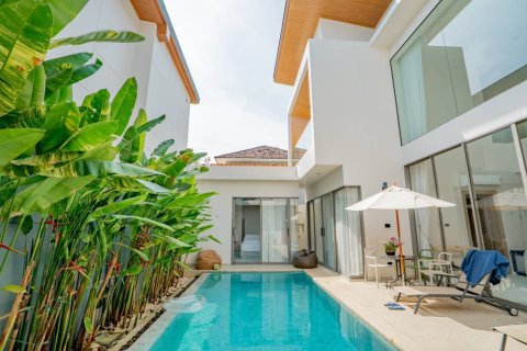 Villa à Phuket, Thaïlande 5 chambres № 172815 - photo 2