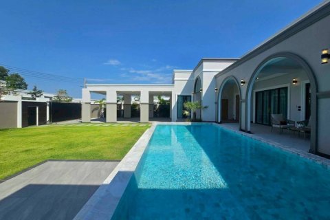 Вилла в Паттайе, Таиланд с 5 спальнями  № 172820