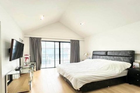 Дом в Кхлонг Сане, Бангкок, Таиланд с 6 спальнями № 172821 - фото 7