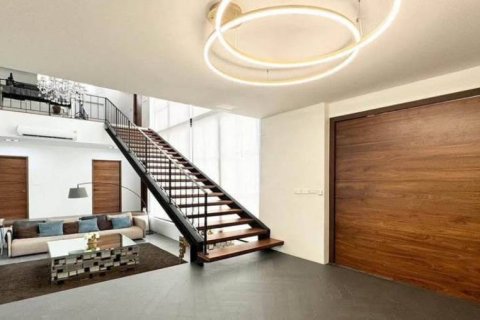 Дом в Кхлонг Сане, Бангкок, Таиланд с 6 спальнями № 172821 - фото 5