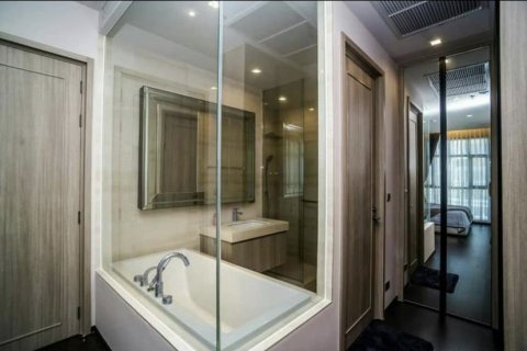 Condo in Watthana, Bangkok, Thailand, 1 bedroom  № 133866 - photo 6