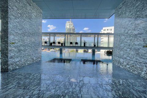 Condo in Watthana, Bangkok, Thailand, 1 bedroom  № 133861 - photo 18