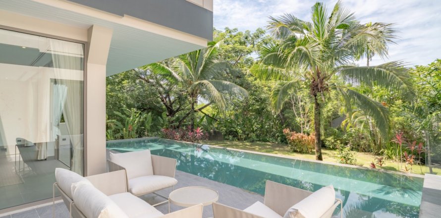 House in Bang Tao, Thailand 5 bedrooms № 3721