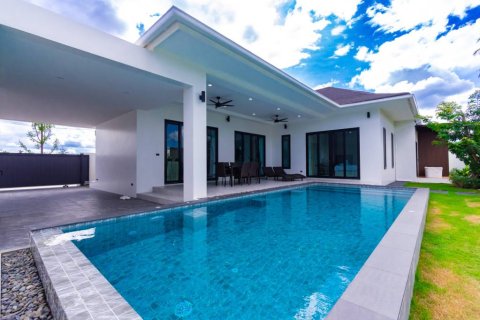 Villa à Hua Hin, Thaïlande 3 chambres № 146851 - photo 1