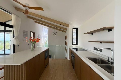 Villa in Ko Samui, Thailand 3 bedrooms № 146848 - photo 7