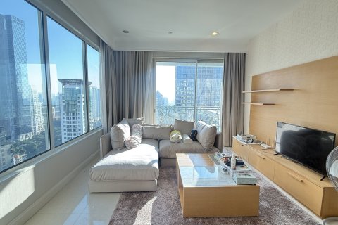 Кондоминиум с 2 спальнями в Патхум Ване, Бангкок, Таиланд № 155867 - фото 1