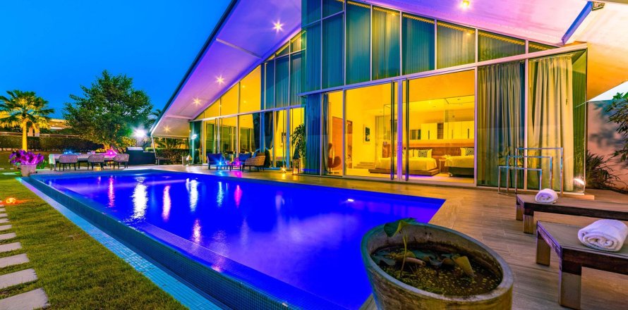 Вилла в Хуа Хине, Таиланд с 7 спальнями  № 155865