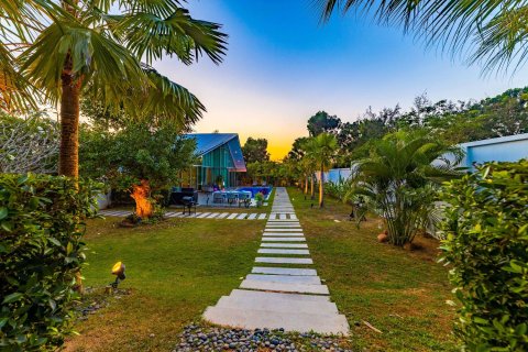 Вилла в Хуа Хине, Таиланд с 7 спальнями  № 155865 - фото 7