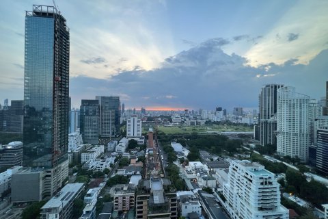 Condo à Pathum Wan, Bangkok, Thaïlande, 2 chambres  № 170668 - photo 16