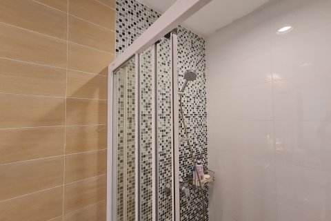 Condo in Hua Hin, Thailand, 2 bedrooms  № 159121 - photo 13