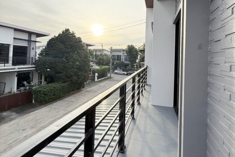 House in Prawet, Bangkok, Thailand 3 bedrooms № 159126 - photo 19