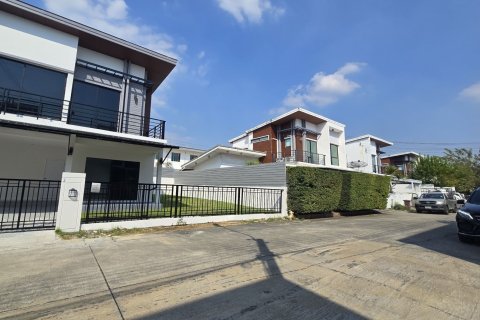 House in Prawet, Bangkok, Thailand 3 bedrooms № 159126 - photo 8