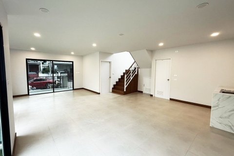 House in Prawet, Bangkok, Thailand 3 bedrooms № 159126 - photo 2