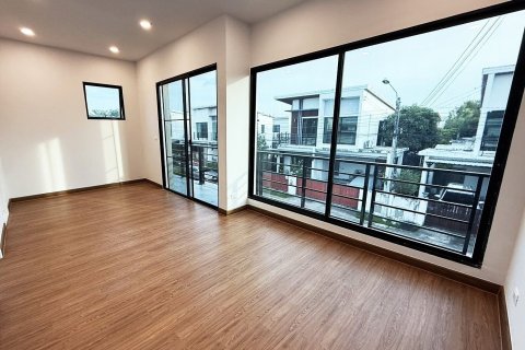 House in Prawet, Bangkok, Thailand 3 bedrooms № 159126 - photo 4