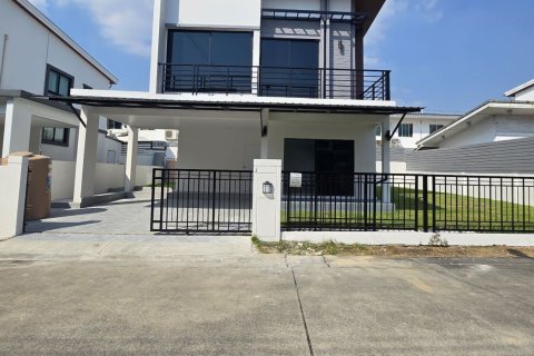 House in Prawet, Bangkok, Thailand 3 bedrooms № 159126 - photo 7