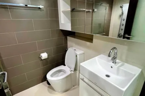 Duplex in Khlong Toei, Bangkok, Thailand 1 Schlafzimmer № 215633 - Foto 7