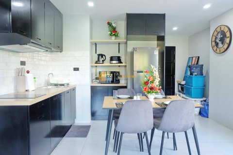 Estudio en el condominio en Bang Lamung, Tailandia № 209474 - foto 5