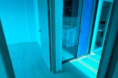 Кондоминиум с 2 спальнями в Клонг Тоэй, Бангкок, Таиланд № 153322 - фото 9