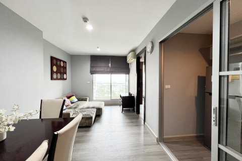 Студия в кондо в Хуай Кванге, Бангкок, Таиланд № 153316 - фото 1