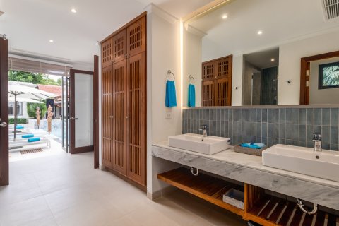 Вилла в Пхукете, Таиланд с 4 спальнями  № 153320 - фото 15