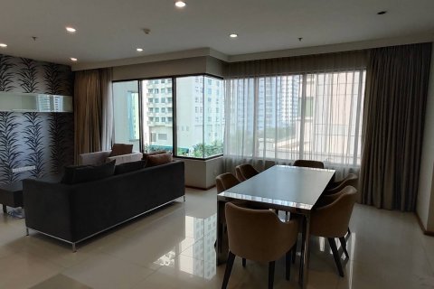 Кондоминиум с 3 спальнями в Бангкоке, Таиланд № 143891 - фото 2