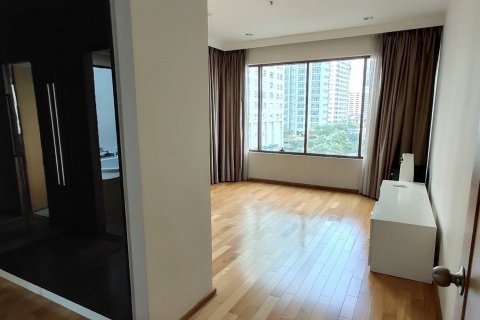 Кондоминиум с 3 спальнями в Бангкоке, Таиланд № 143891 - фото 7