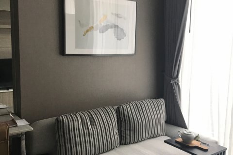 Condo in Bangkok, Thailand, 1 bedroom № 143894 - photo 1