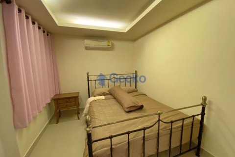 Condo in Pattaya, Thailand, 2 bedrooms № 197338 - photo 13