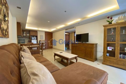 Condo in Pattaya, Thailand, 2 bedrooms № 197338 - photo 6