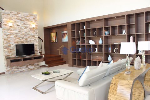 บ้านในพัทยา, ประเทศไทย 4 ห้องนอน № 197336 - รูปถ่าย 2