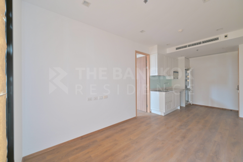 Condo in Bangkok, Thailand, 1 bedroom  № 185135 - photo 4