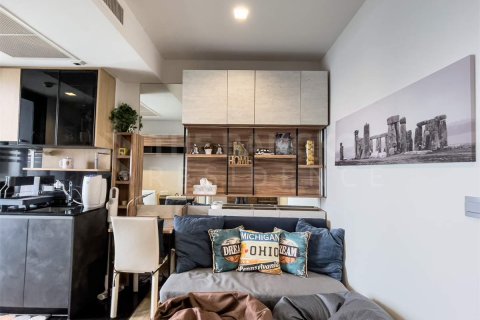 Condo in Bangkok, Thailand, 1 bedroom № 185133 - photo 2
