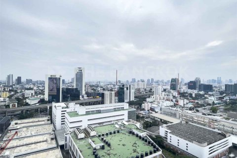 Condo in Bangkok, Thailand, 1 bedroom № 185133 - photo 8