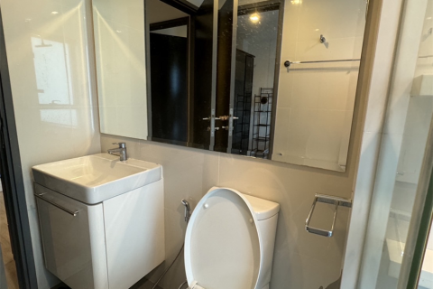 Condo in Bangkok, Thailand, 2 bedrooms № 185137 - photo 3