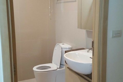 Condo in Watthana, Bangkok, Thailand, 2 bedrooms  № 170847 - photo 10