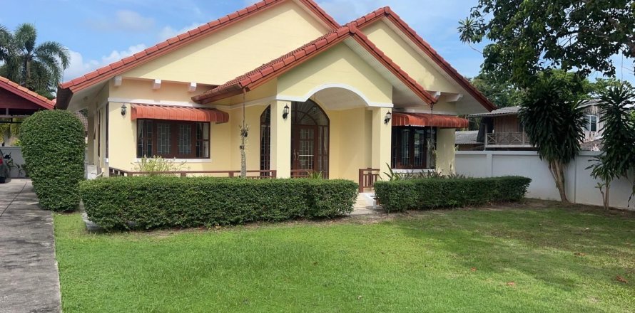 Maison à Phuket, Thaïlande 4 chambres № 170844