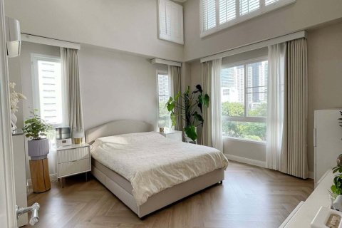 Кондоминиум с 3 спальнями в Ваттхане, Бангкок, Таиланд № 170846 - фото 12