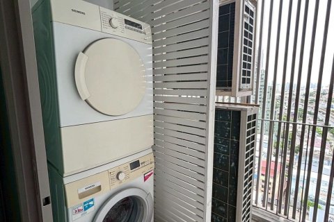 Condo à Khlong San, Bangkok, Thaïlande, 2 chambres  № 151762 - photo 9