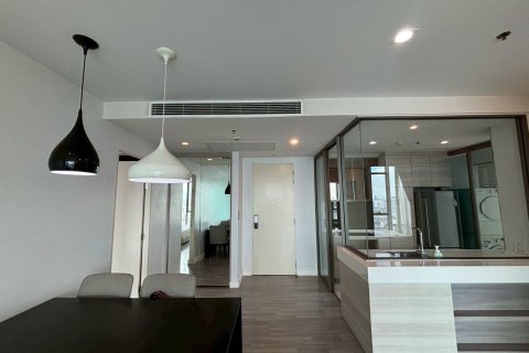 Condo à Khlong San, Bangkok, Thaïlande, 2 chambres  № 151762 - photo 7