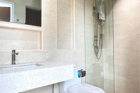 Villa in Phuket, Thailand 3 bedrooms № 151764 - photo 13