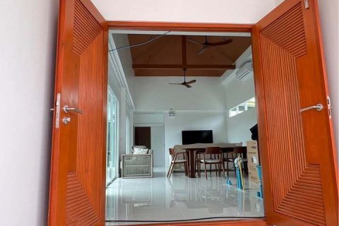 Villa in Phuket, Thailand 3 bedrooms № 151764 - photo 4