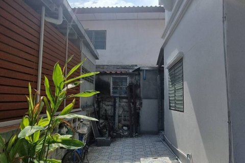 Дом в Самутпракане, Таиланд с 3 спальнями  № 157991 - фото 11