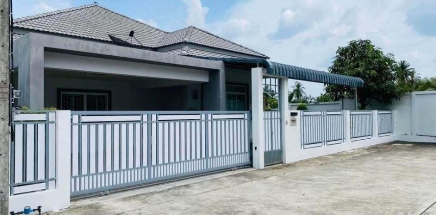 House in Phang Nga, Thailand 3 bedrooms № 157997