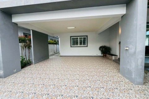 House in Phang Nga, Thailand 3 bedrooms № 157997 - photo 10