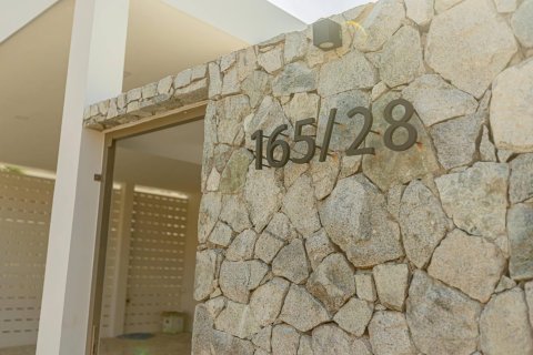 Villa in Pattaya, Thailand 4 bedrooms № 157992 - photo 2